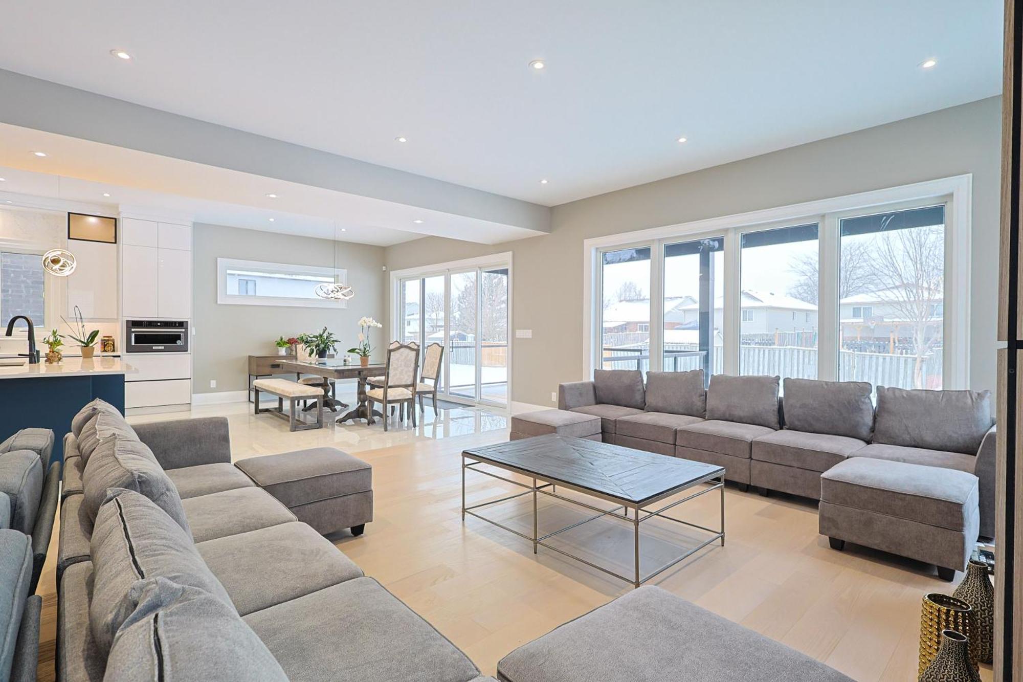 Modern 6 Bedroom Masterpiece In